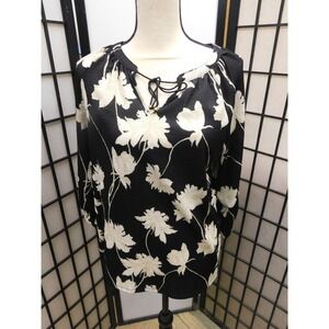 Croft and Barrow 3/4 Sleeve Peasant Top Black Floral Small
